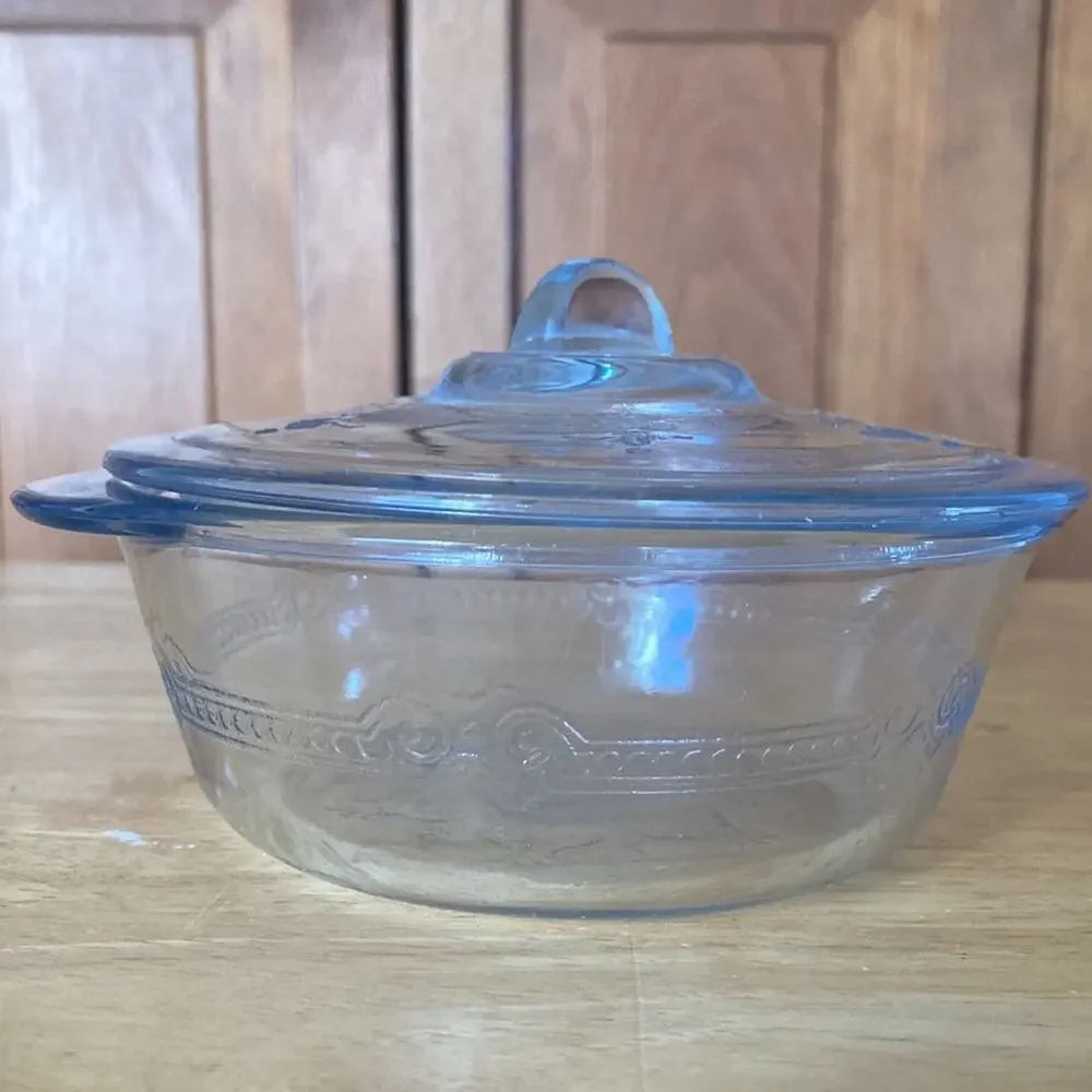 Vintage 1941-1956 Fire King Philbe Saphire Blue Mini Casserole Dish